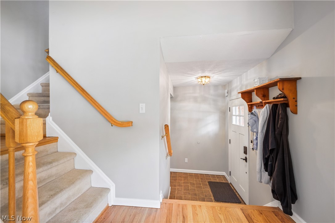 27008 Sweetbriar Drive North Olmsted OH 44070