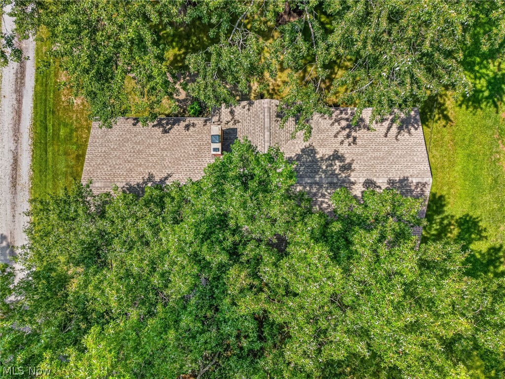 9842 Market Avenue N Hartville OH 44632