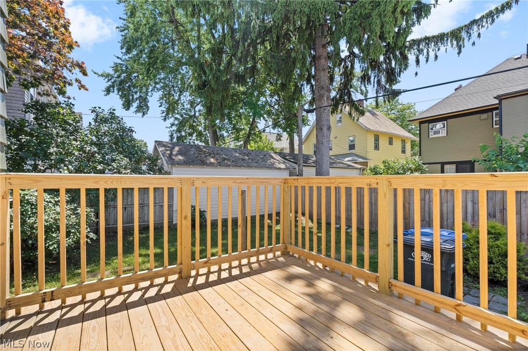 1438 Elbur Avenue Lakewood OH 44107