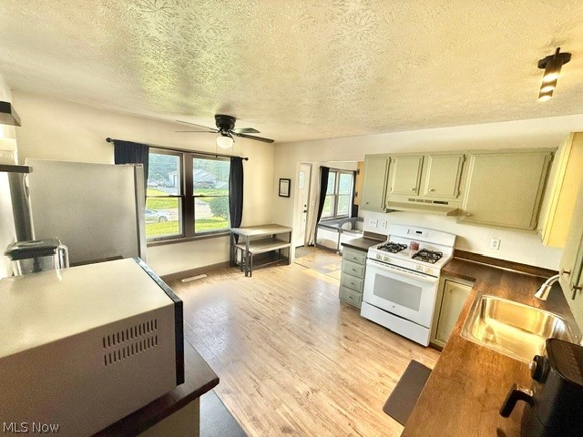 926 Arch Street Salem OH 44460