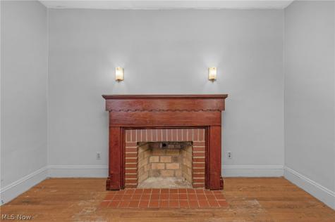 285 Waverly Street Berea OH 44017