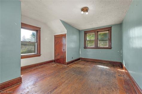 285 Waverly Street Berea OH 44017