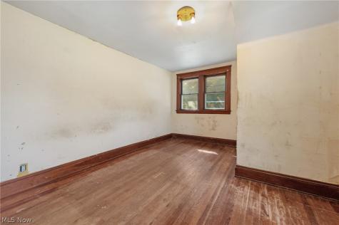 285 Waverly Street Berea OH 44017