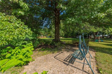 285 Waverly Street Berea OH 44017