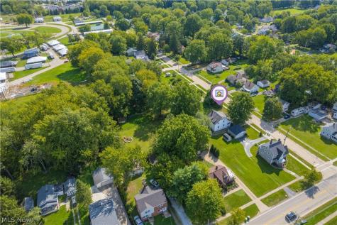 285 Waverly Street Berea OH 44017