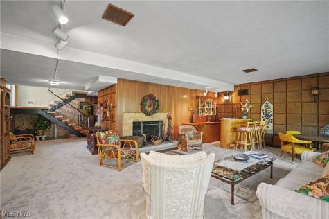 2990 Mccormick Road Silver Lake OH 44224