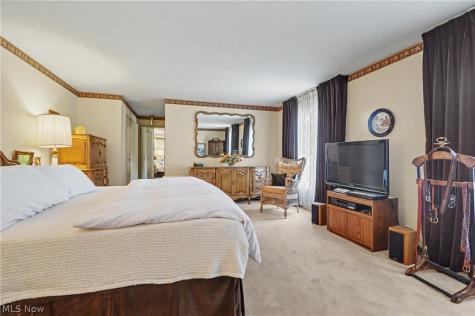 2990 Mccormick Road Silver Lake OH 44224