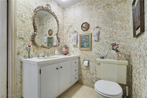 2990 Mccormick Road Silver Lake OH 44224