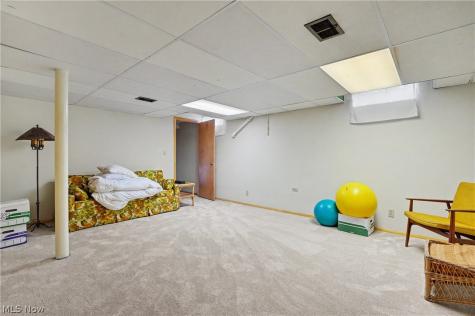 2990 Mccormick Road Silver Lake OH 44224