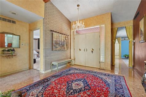 2990 Mccormick Road Silver Lake OH 44224
