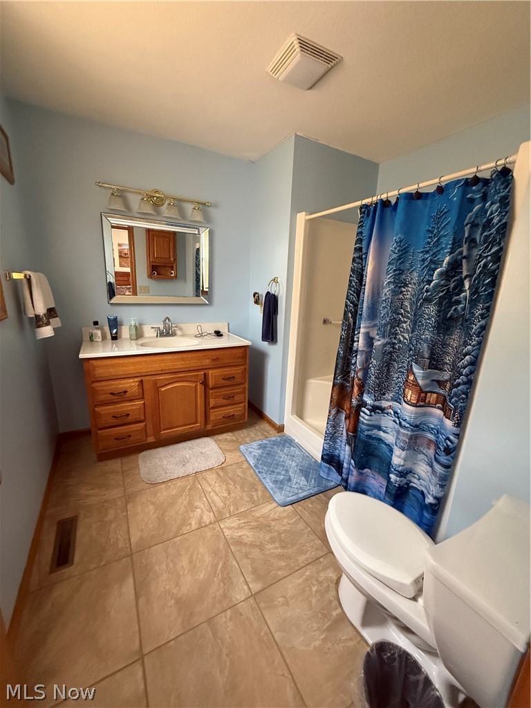 49208 Hickman Road East Liverpool OH 43920
