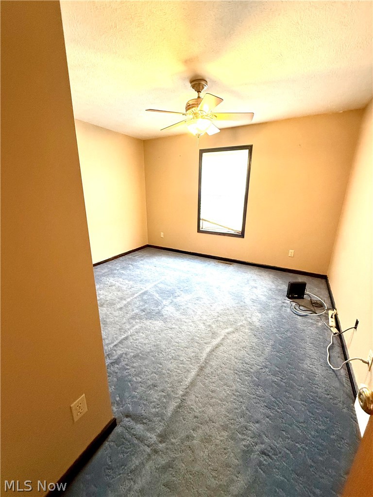 49208 Hickman Road East Liverpool OH 43920