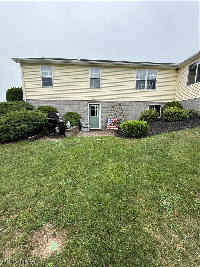 49208 Hickman Road East Liverpool OH 43920