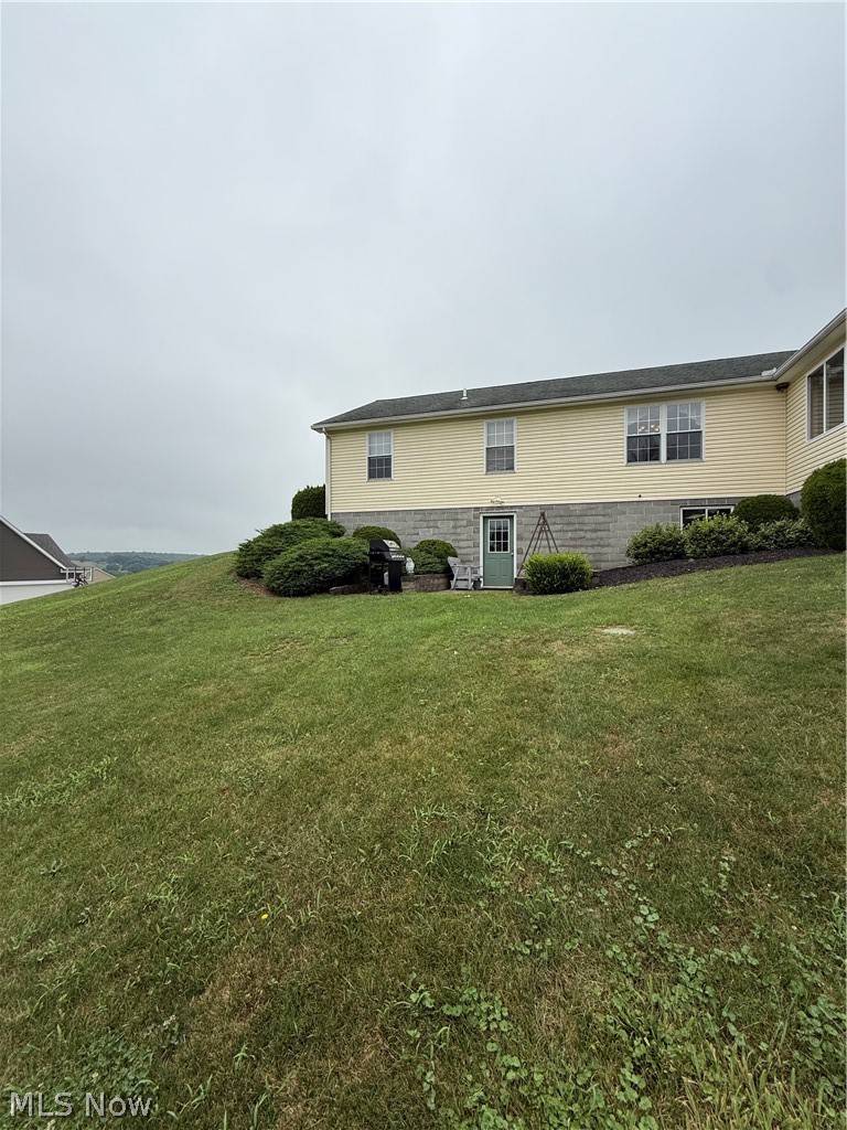 49208 Hickman Road East Liverpool OH 43920