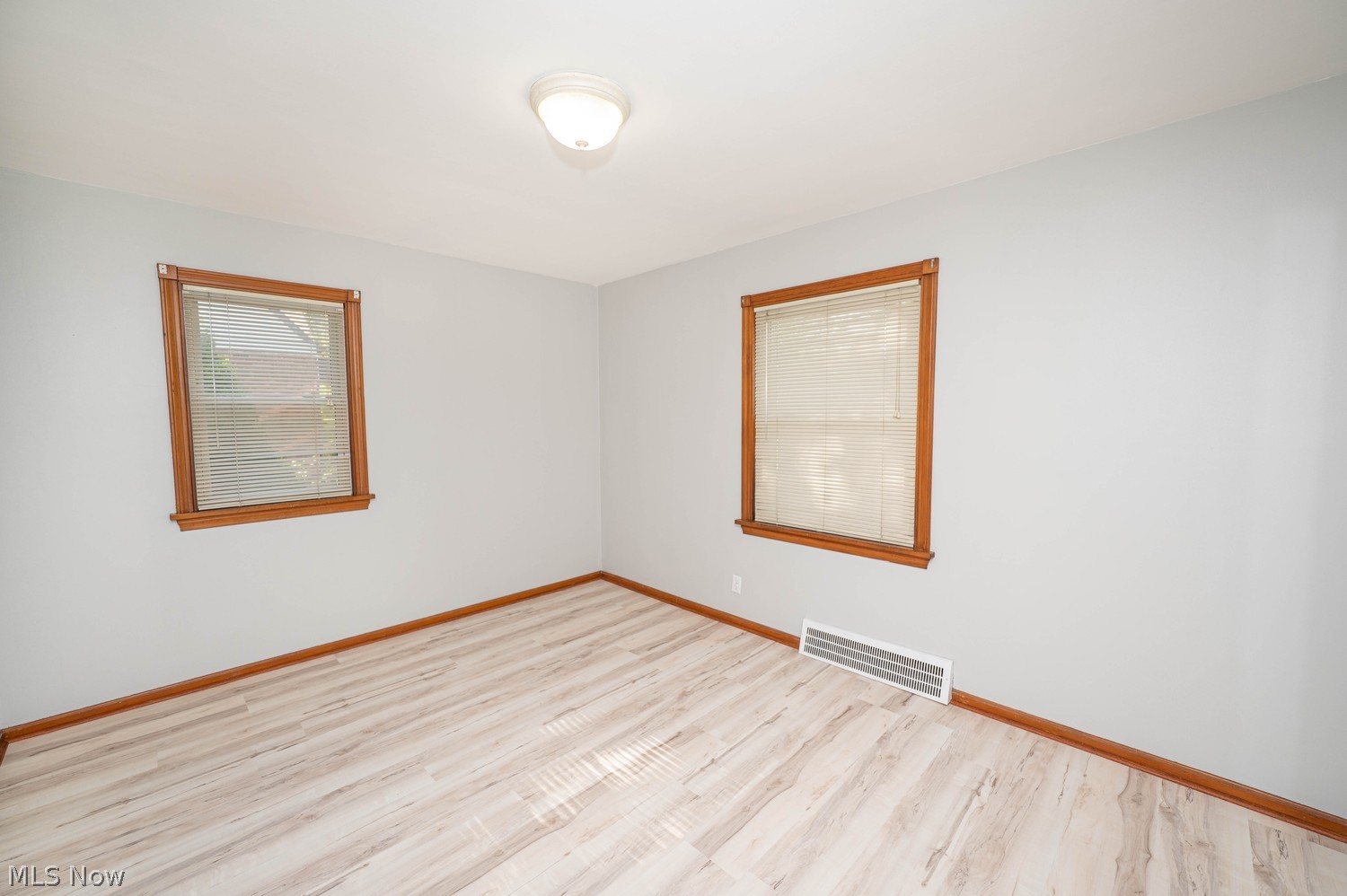 25281 Marsdon Drive Euclid OH 44132
