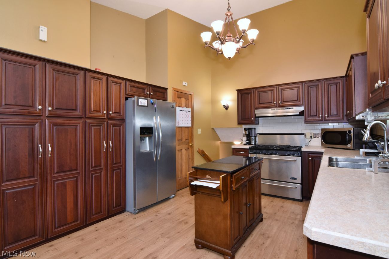 753 High Street Bedford OH 44146