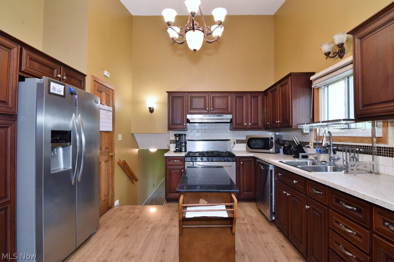 753 High Street Bedford OH 44146
