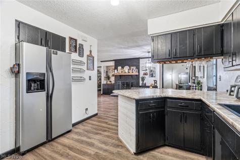 6226 Woodmoor Avenue NW Canton OH 44718
