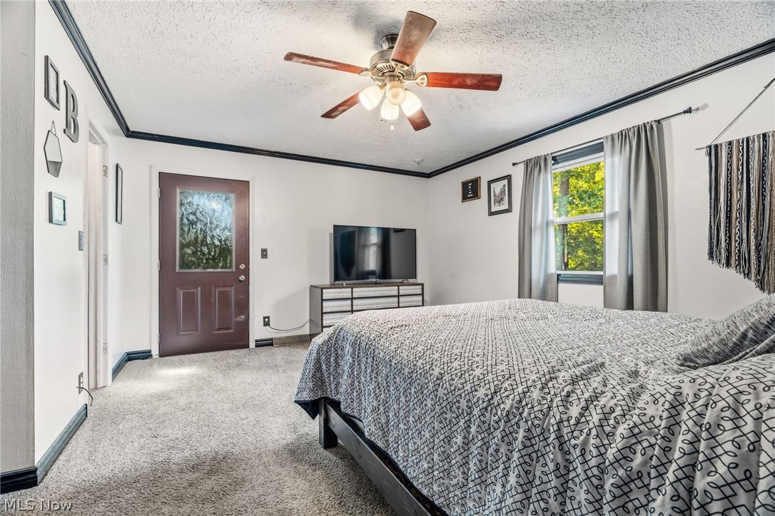 6226 Woodmoor Avenue NW Canton OH 44718