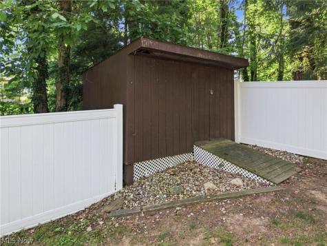 6226 Woodmoor Avenue NW Canton OH 44718