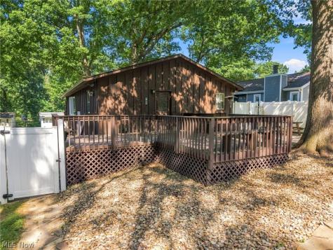 6226 Woodmoor Avenue NW Canton OH 44718