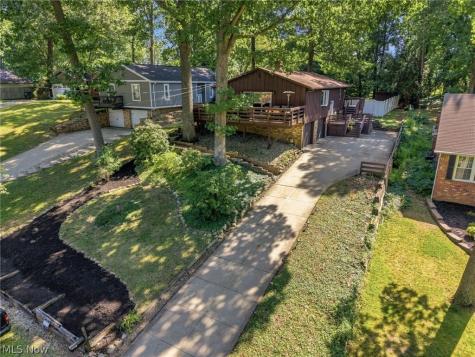 6226 Woodmoor Avenue NW Canton OH 44718