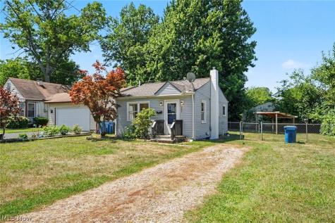 982 Shadowrow Avenue Willoughby OH 44094