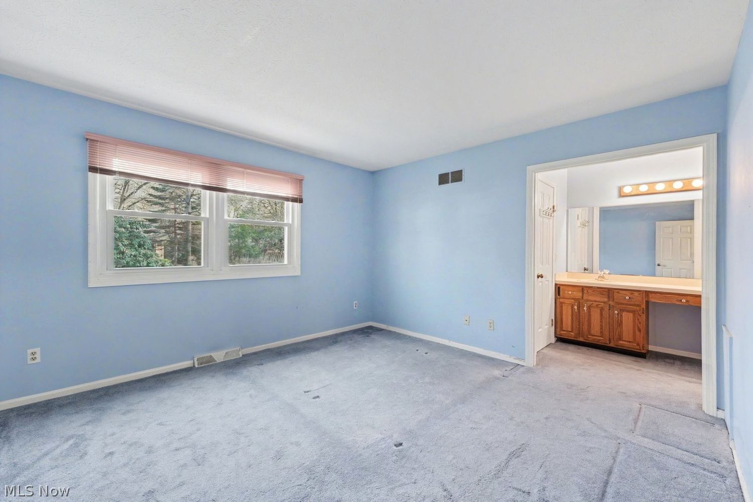 2449 Pleasant Place Madison OH 44057