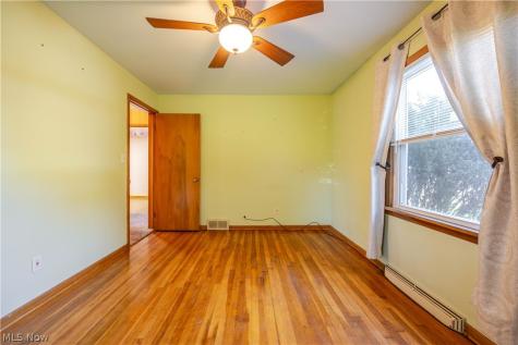 18416 Hazelwood Avenue Parma OH 44137
