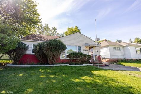 18416 Hazelwood Avenue Parma OH 44137