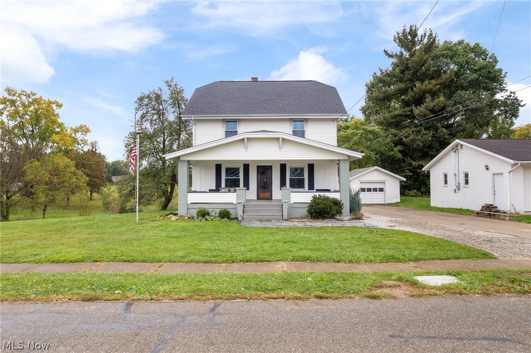 616 South Street Louisville OH 44641