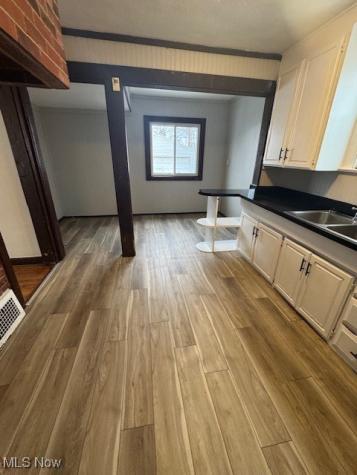 4062 W 140th Street Cleveland OH 44135