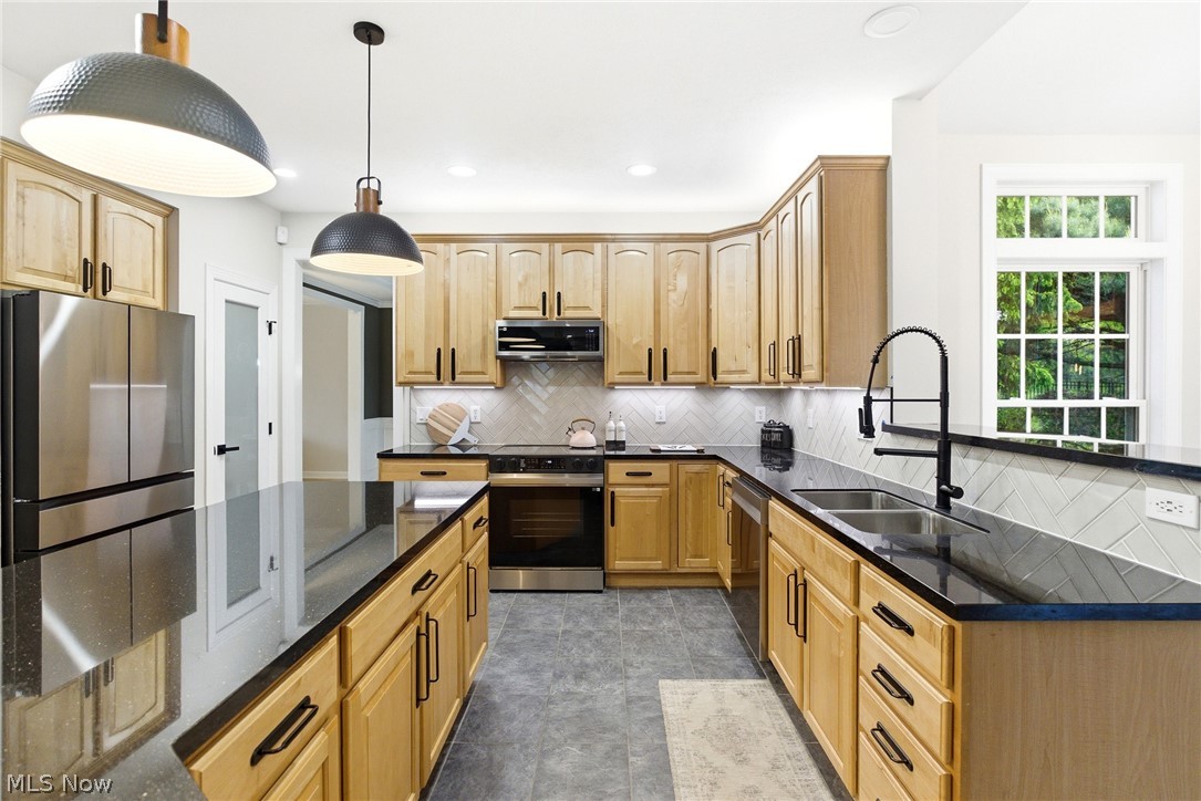 315 Ruby Lane Streetsboro OH 44241