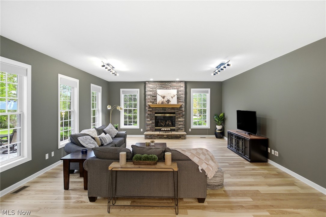 315 Ruby Lane Streetsboro OH 44241