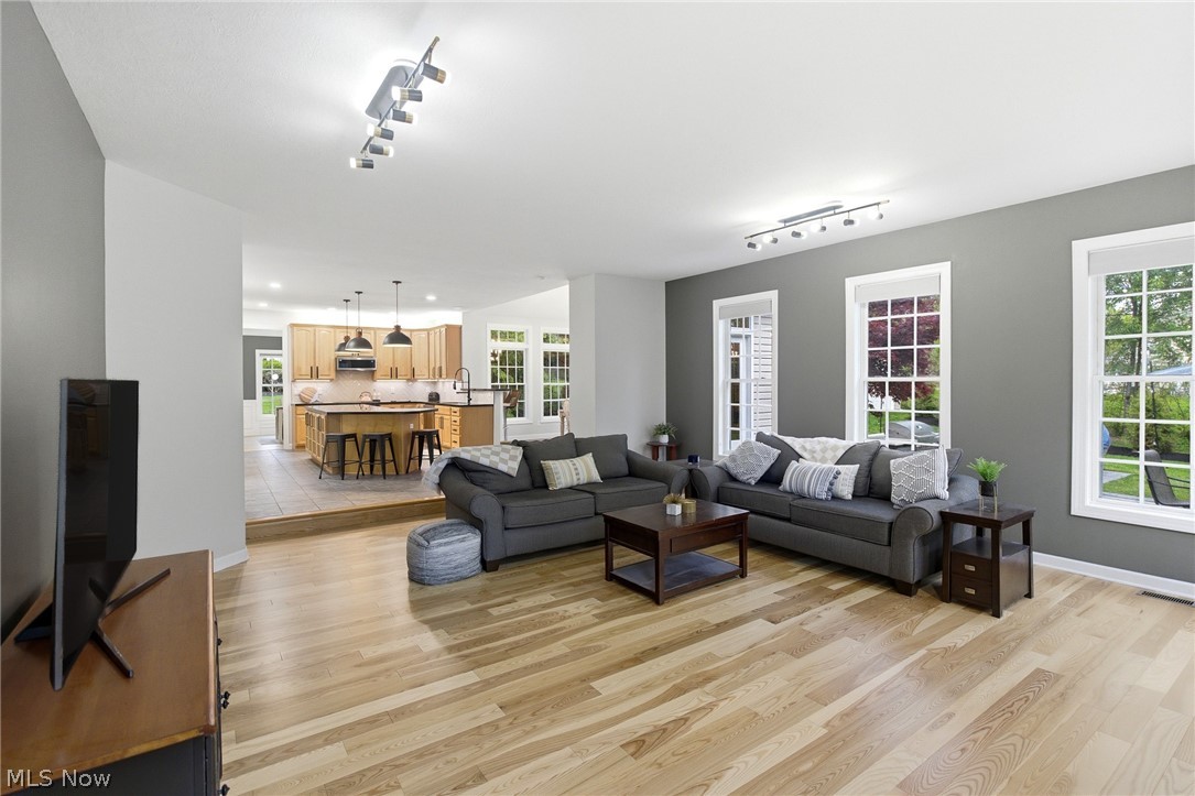 315 Ruby Lane Streetsboro OH 44241
