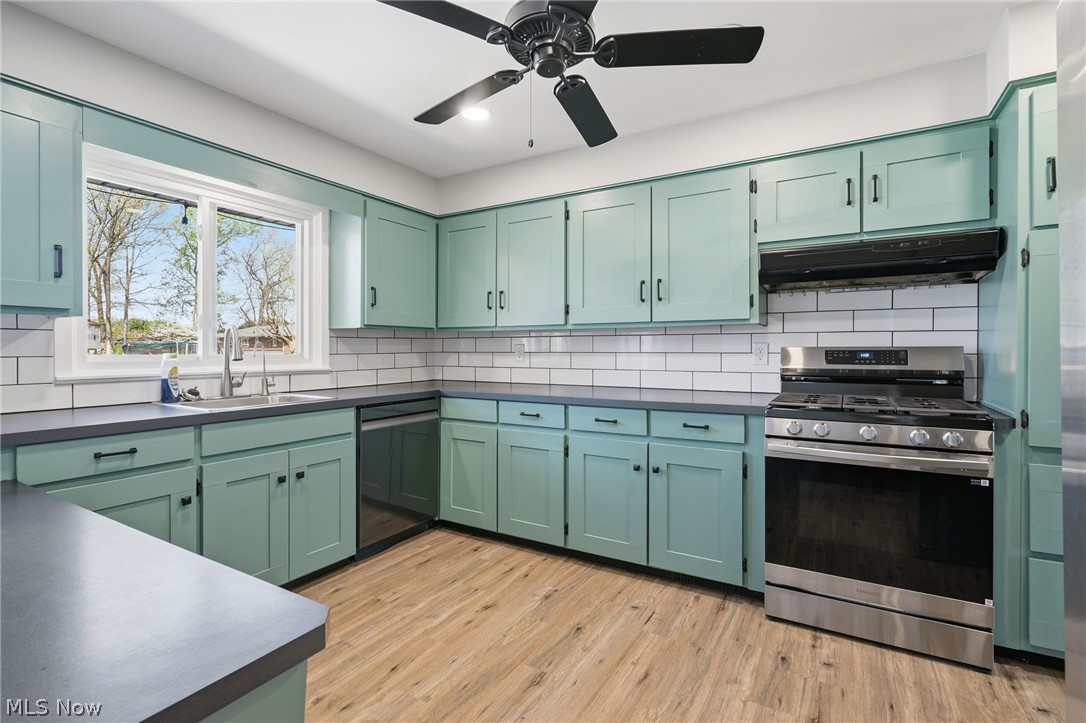 11351 Wilhurst Avenue NE Hartville OH 44632