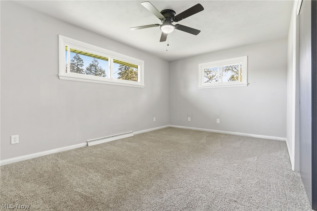 11351 Wilhurst Avenue NE Hartville OH 44632