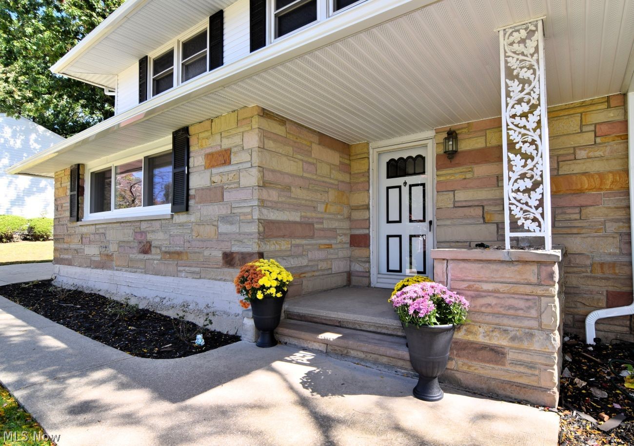 859 Wellmon Street Bedford OH 44146