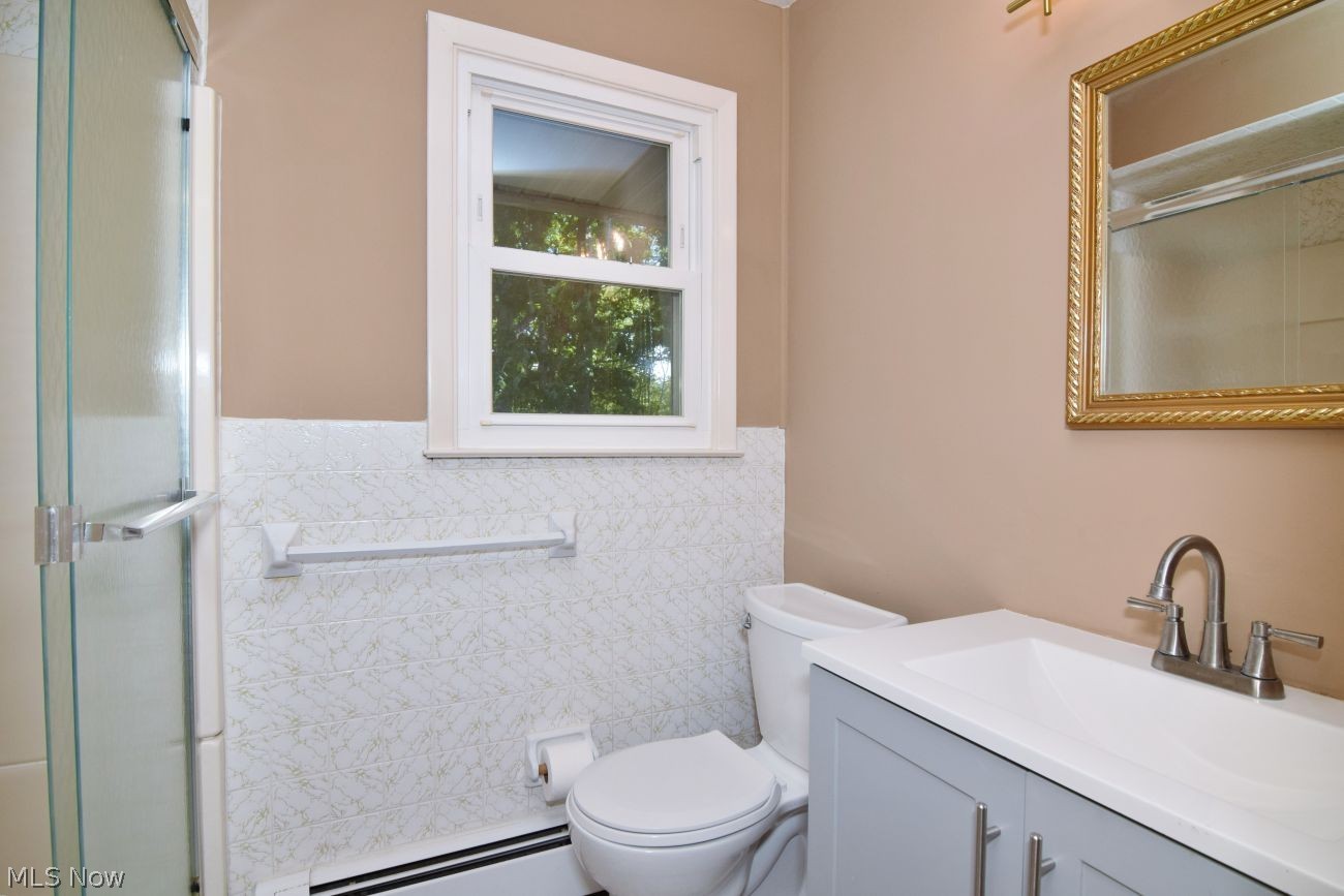 859 Wellmon Street Bedford OH 44146