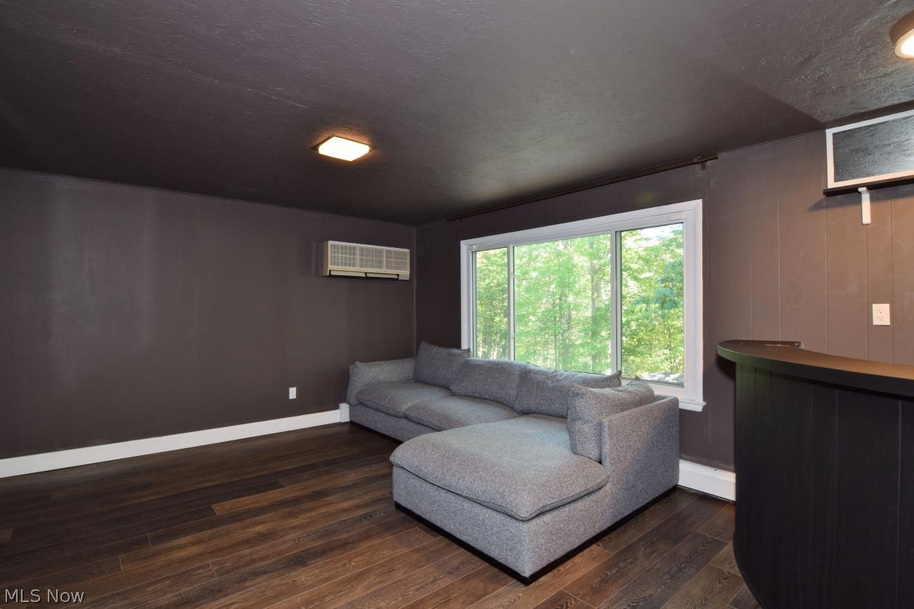 859 Wellmon Street Bedford OH 44146