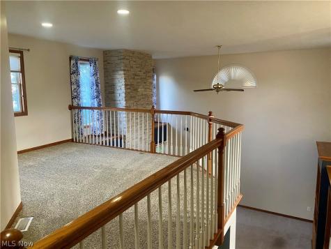 312 Middlestone Way Cuyahoga Falls OH 44223