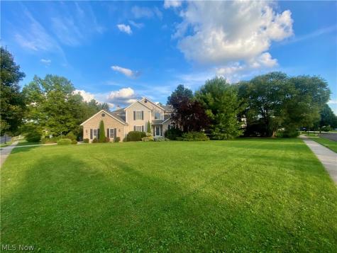 312 Middlestone Way Cuyahoga Falls OH 44223