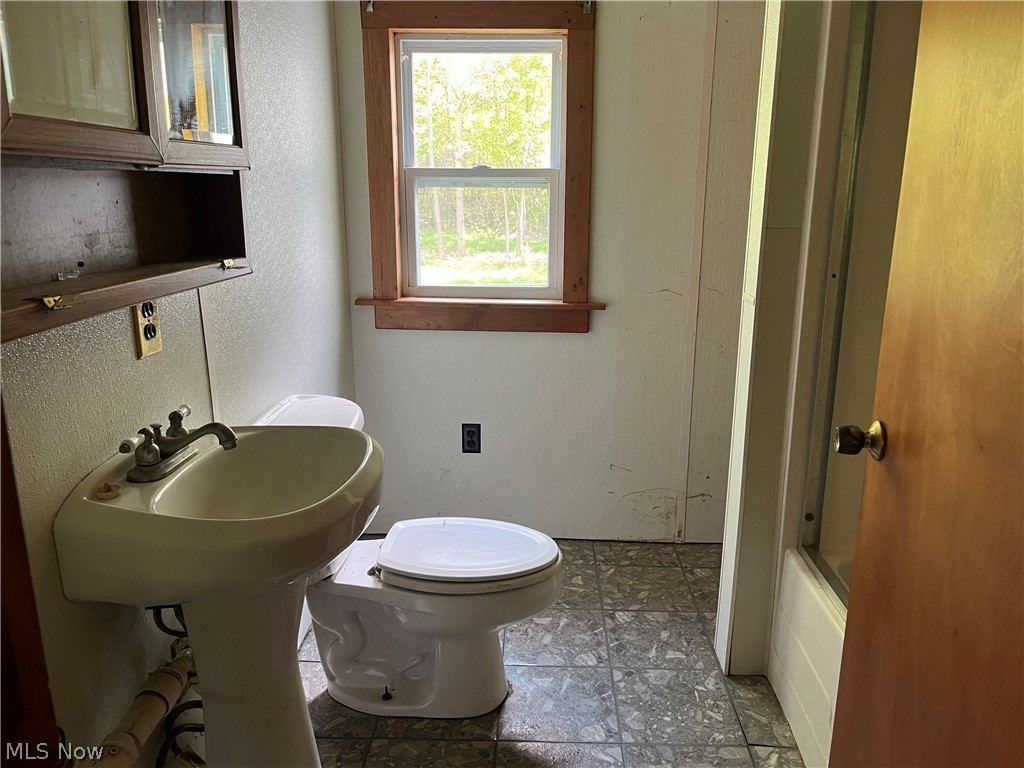 15829 Moseley Road Madison OH 44057