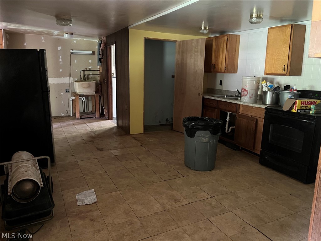 15829 Moseley Road Madison OH 44057