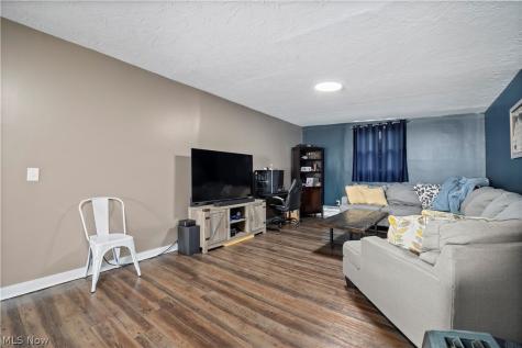 3902 Oxford Drive Lorain OH 44053
