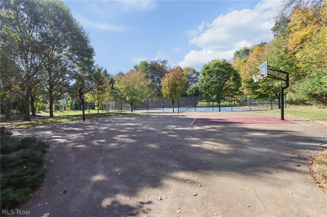 5223 Brandonway Court Dublin OH 43017