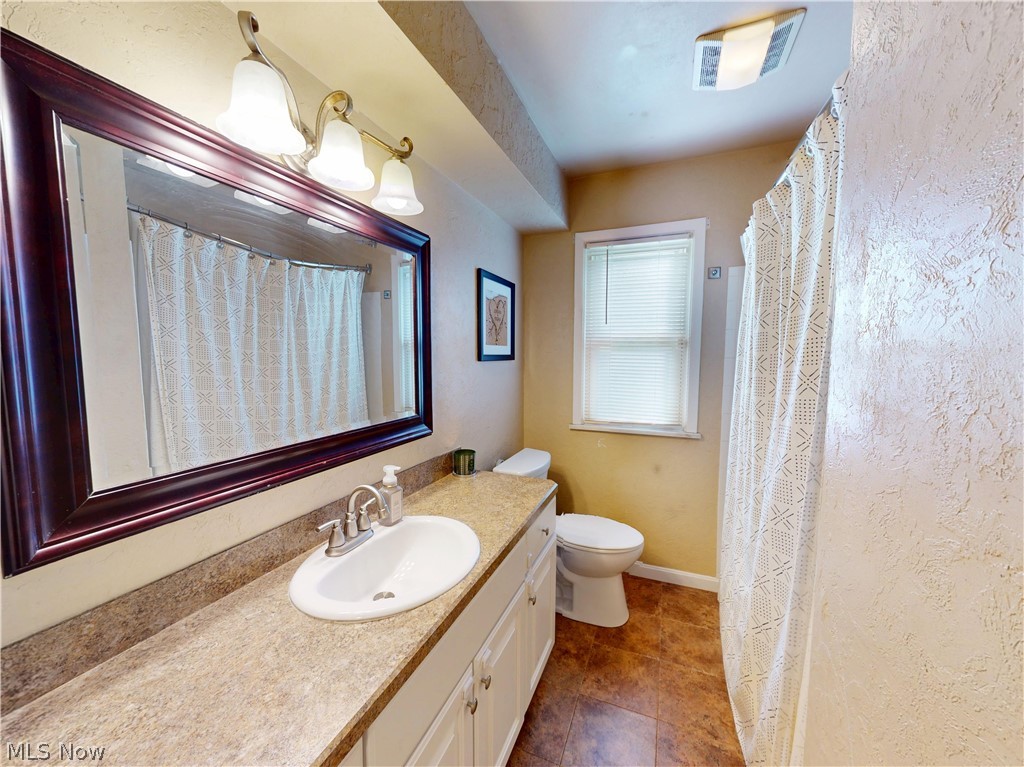 1339 Haverston Road Lyndhurst OH 44124