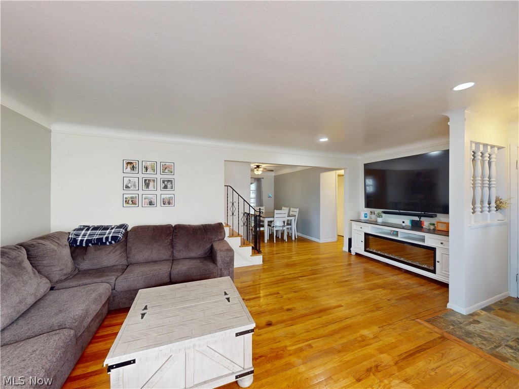 1339 Haverston Road Lyndhurst OH 44124