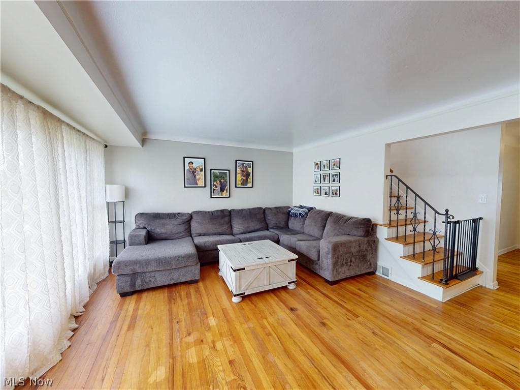 1339 Haverston Road Lyndhurst OH 44124