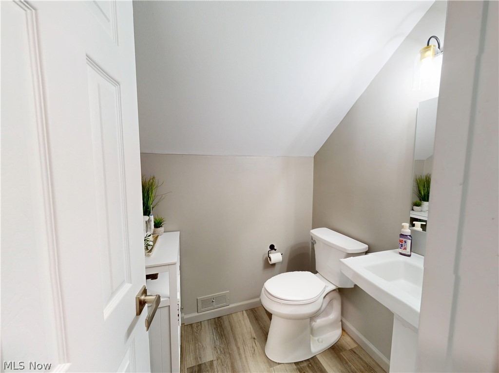 1339 Haverston Road Lyndhurst OH 44124